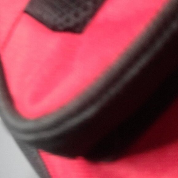 18 x 10 x 9 Inch Canvas Duffle Bags for Men and Women  Travel Red Black - Picture 2 of 4